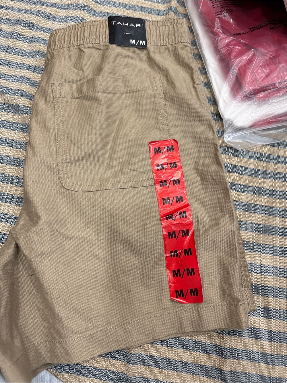 Tahari Khaki Elastic-Waist Casual Shorts with Rear Patch Pocket